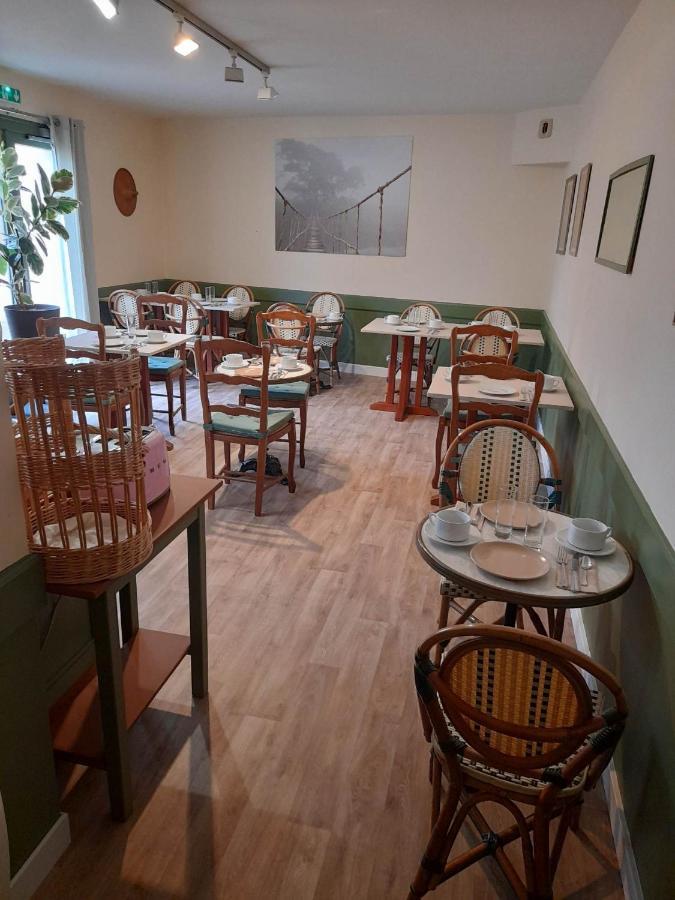 Hotel Bar Saint Christophe Le Tilleul エクステリア 写真