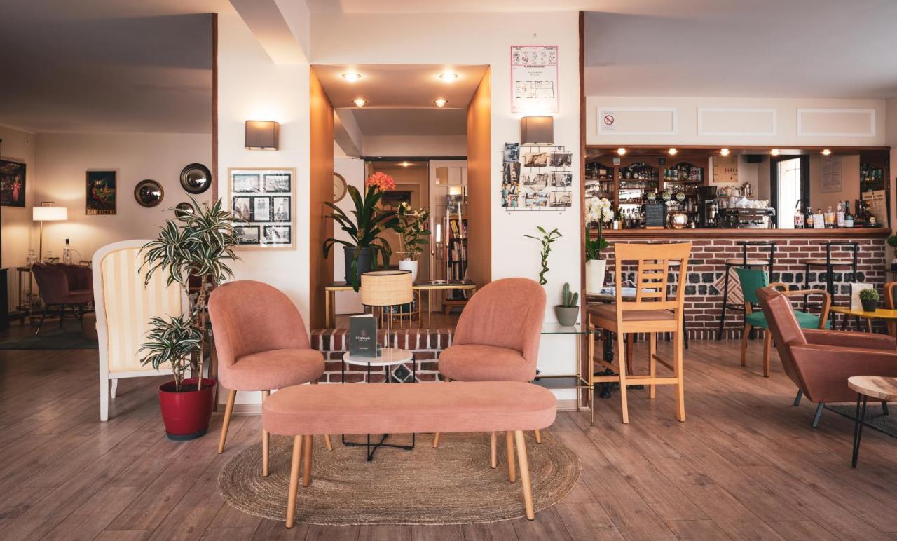 Hotel Bar Saint Christophe Le Tilleul エクステリア 写真